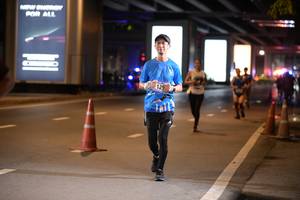 BIB: 129
                            <button type="button" onclick="openModal(18796823)" class="btn btn-primary btn-sm float-right btn-popup" data-toggle="modal" data-target=".modal-high-quality">
                        <i class="fas fa-shopping-cart"></i> Add to Cart
                    </button>
                                            <button type="button" onclick="isThisMe(18796823, true)" class="btn btn-success btn-sm float-right btn-popup btn-isme hidden" data-toggle="tooltip" data-placement="bottom" title="นี่คือรูปของคุณใช่ไหม คลิกที่นี่เพื่อเอาเข้าอัลบั้ม">
                        <i class="fas fa-plus"></i> Add to album
                    </button>
                    <button type="button" onclick="isThisMe(18796823, false)" class="btn btn-warning btn-sm float-right btn-popup btn-isnotme hidden">
                        <i class="fas fa-ban"></i> Remove from album
                    </button>